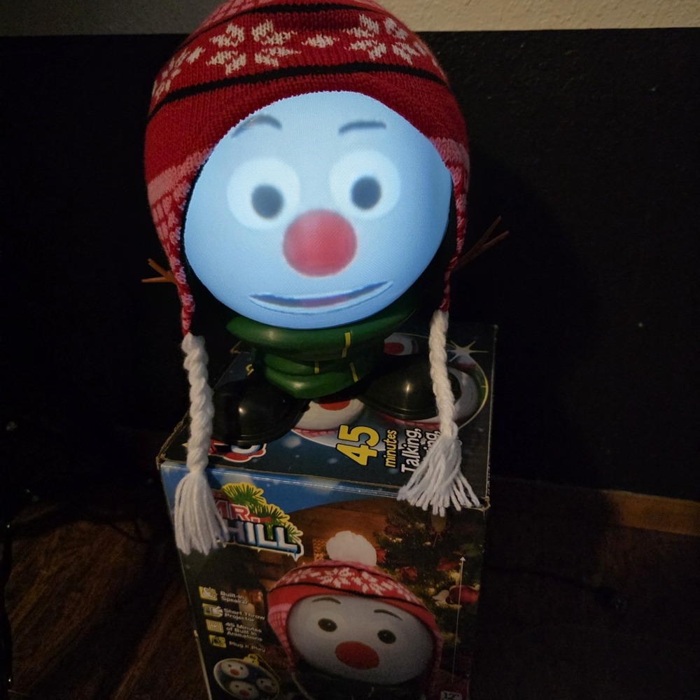 MR. CHILL Animated 3D SINGING and TALKING SNOWMAN Christmas Jokes Winter‎ Carols